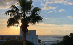 Phaedrus Living: Seaside Luxury Flat Natalia House 102